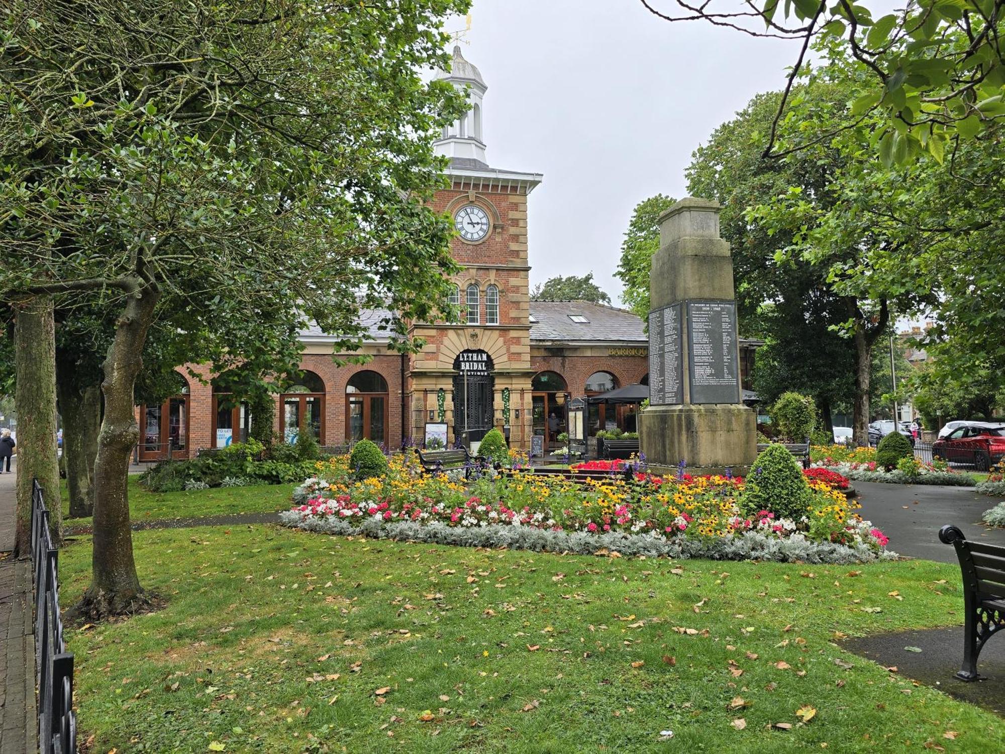 Windmill House Lytham Lägenhet Lytham St Annes Exteriör bild